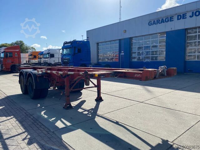 Container transport IWT 20 FT Container Chassis / Steel Suspension / Do...