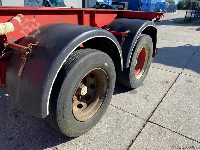 Container transport IWT 20 FT Container Chassis / Steel Suspension / Do...