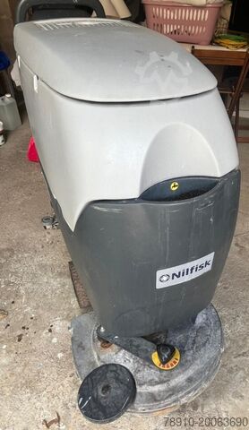 Floor scrubber machine Nilfisk Scrubber-Dryer BA 531 D