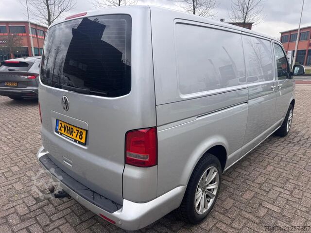 Panel van VW Transporter 2.0 TDI L2H3 | 180 pk | 2010 |