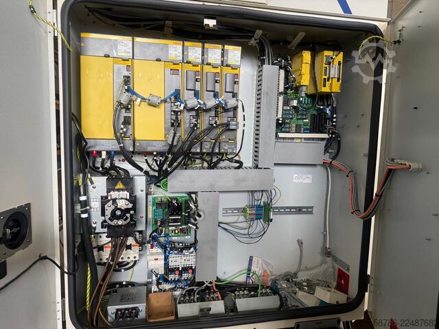 Vertical machining center Fanuc Robodrill Alpha T21iFa 5 axis
