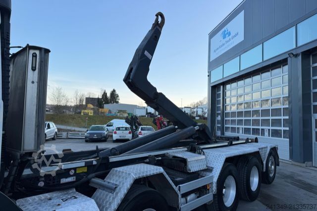 Abrollkipper VOLVO FM-460 10x4 Trösch