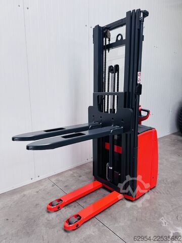 Hochhubwagen Linde L 14 Triplex