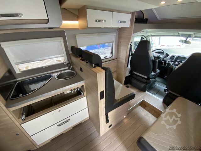 Teilintegriertes Wohnmobil Fiat Ducato Weinsberg Carasuite 2024 | Completamente accessoriato | 5 posti let