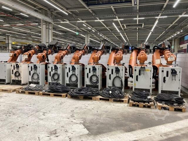4 x Industrieroboter (4 x 2013) Kuka KR 500 L420-2