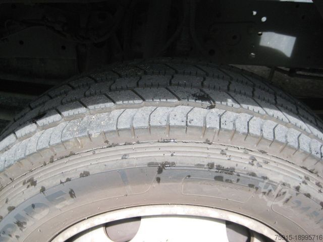 Box van MERCEDES-BENZ 818 L Atego mit LBW / Euro 5 / nur 44.000 KM