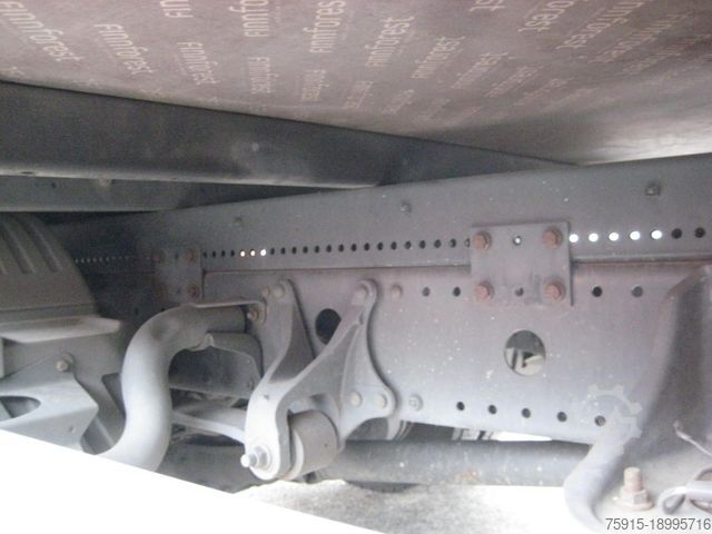 Box van MERCEDES-BENZ 818 L Atego mit LBW / Euro 5 / nur 44.000 KM