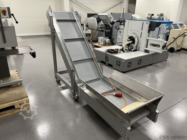 Die cutter Conveyor belt for waste removal from guillotine, three-knife trimmer