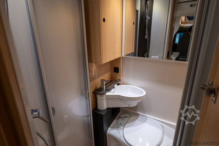 SUNLIGHT T 58 ADVENTURE semi-integrated new SUNLIGHT T 58 Adventure