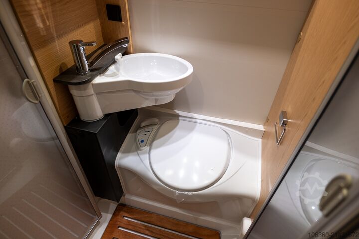 SUNLIGHT T 58 ADVENTURE semi-integrated new SUNLIGHT T 58 Adventure