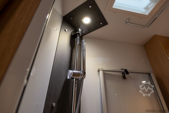 SUNLIGHT T 58 ADVENTURE semi-integrated new SUNLIGHT T 58 Adventure