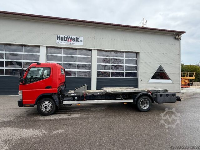 Mitsubishi Fuso Canter Transporter für Teupen LEO 30T Raupena Mitsubishi Fuso Canter Transporter für Teupen LEO 30T Raupena