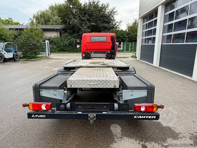 Mitsubishi Fuso Canter Transporter für Teupen LEO 30T Raupena Mitsubishi Fuso Canter Transporter für Teupen LEO 30T Raupena