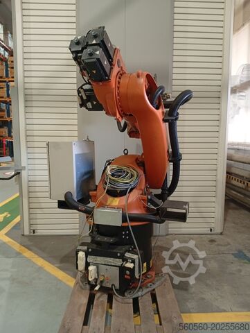 Industrial robot KUKA KR 30 3 C2 FLR ZH02
