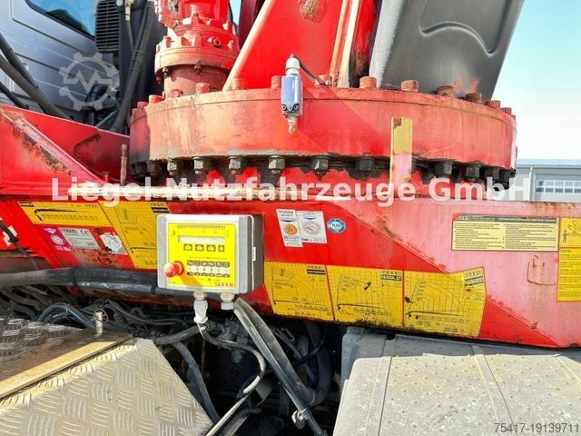 Standard tractor unit MERCEDES-BENZ ACTROS 4148 AK 8X8 mit Fassi Kran F660A