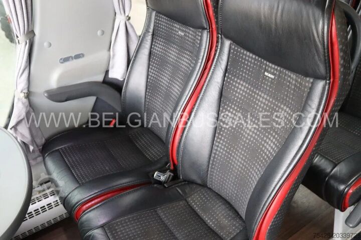 Coach MAN Lion's Coach R09 / 13.4m / Euro 6 / Full Option