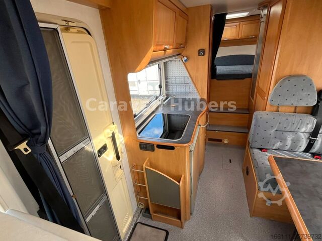 Integriertes Wohnmobil HYMER/ERIBA B 524 - Klima - Hub/Festbett -  - AHK
