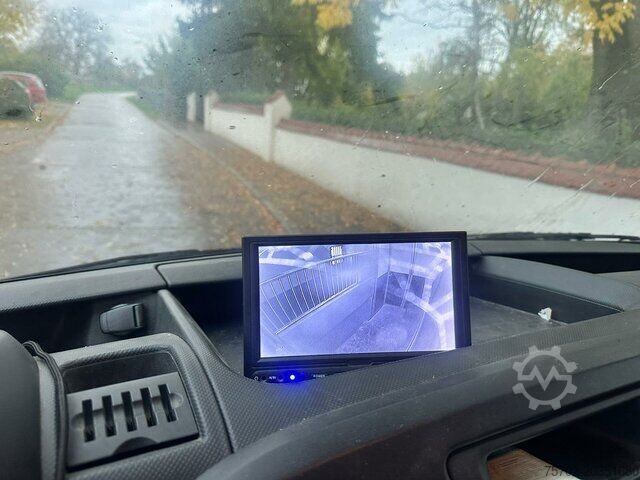 Viehtransporter Renault Master Haras 1-2 Pferde Automatik Aluaufbau