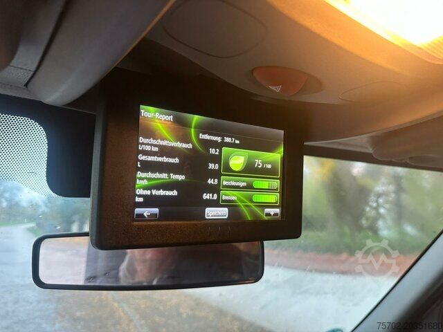 Viehtransporter Renault Master Haras 1-2 Pferde Automatik Aluaufbau