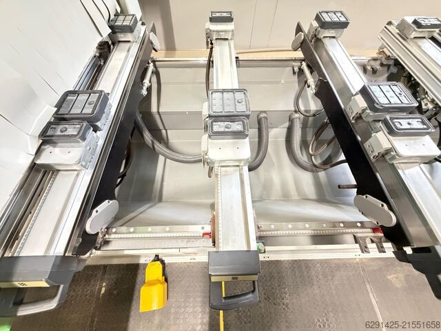 Bearbeitungszentrum BIESSE ROVER K 1232