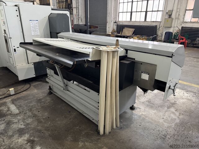 CNC-Drehmaschine mit Stangenförderer HAAS ST-20