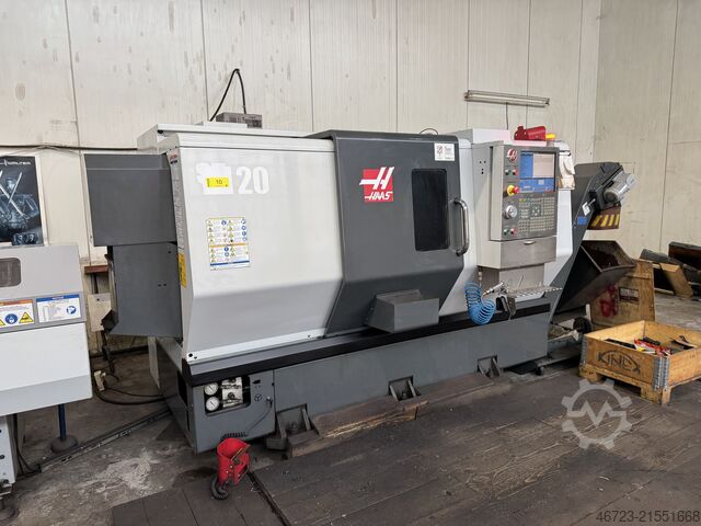 CNC-Drehmaschine mit Stangenförderer HAAS ST-20
