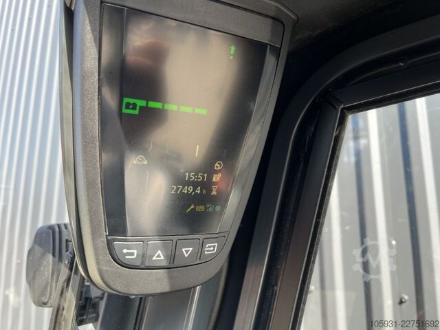 Electric 4-wheel forklift Linde E25-01