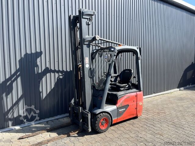 Electric 3-wheel forklift Linde E16C-02