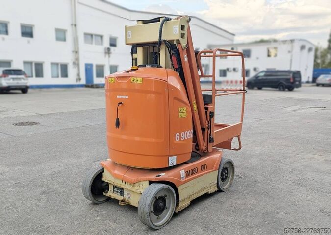 Telescopic boom lift JLG Toucan T8E