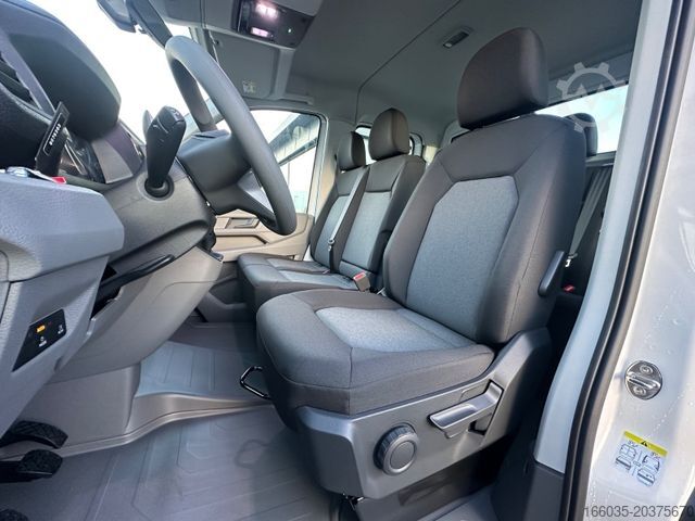 Pritschenwagen VOLKSWAGEN Crafter 35 Doka Facelift L4 LR 7 Sitze GRA