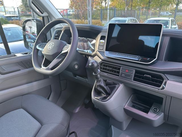 Pritschenwagen VOLKSWAGEN Crafter 35 Doka Facelift L4 LR 7 Sitze GRA AHK