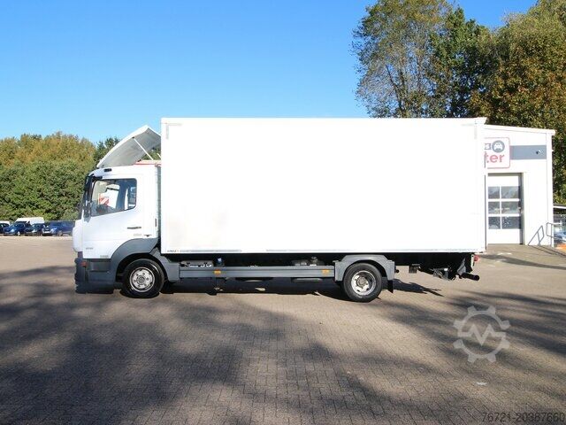 Transporter mit Koffer Mercedes-Benz Atego 818 Koffer LBW+KLIMA+TEMPOMAT+KAMERA+AHK