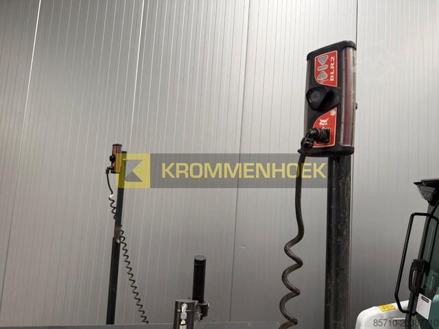 Crawler loader Bobcat T 76 Laser Grader 244 cm HD