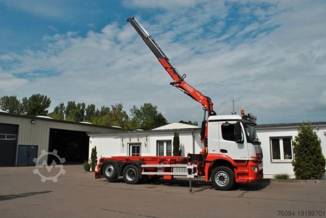 Kipper LKW MERCEDES-BENZ Arocs 2532 Abrollkipper KRAN FUNK lift/lenk