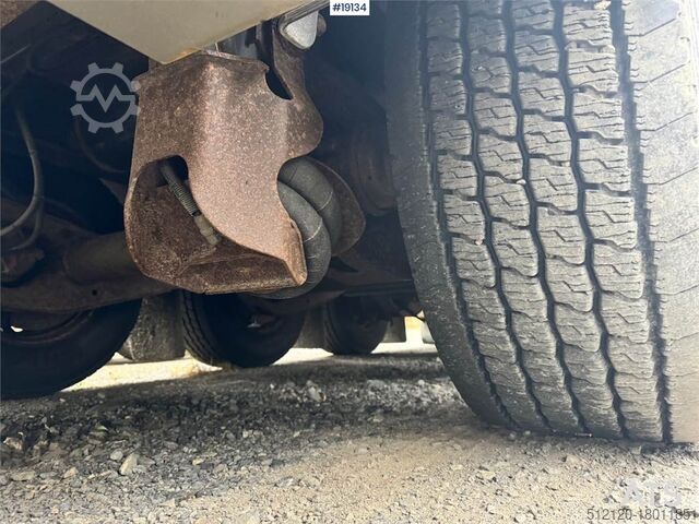 Refrigerated/freezer transport Krone Thermotrailer w/ Carrier.