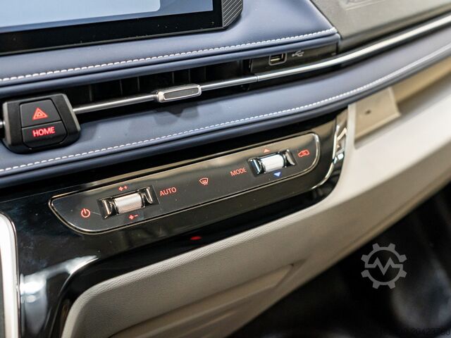 Minibus Maxus DELIVER 7