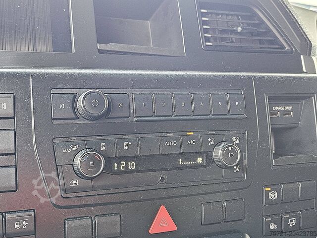 Standard-SZM MAN 18.470 TGX