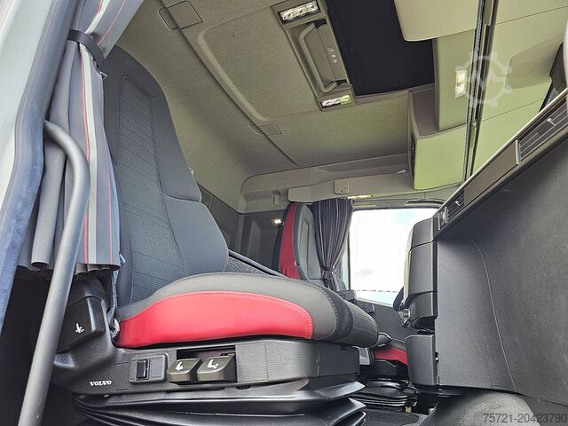 Standard-SZM VOLVO FH 500 6X2 STEERED PTO+HYDR