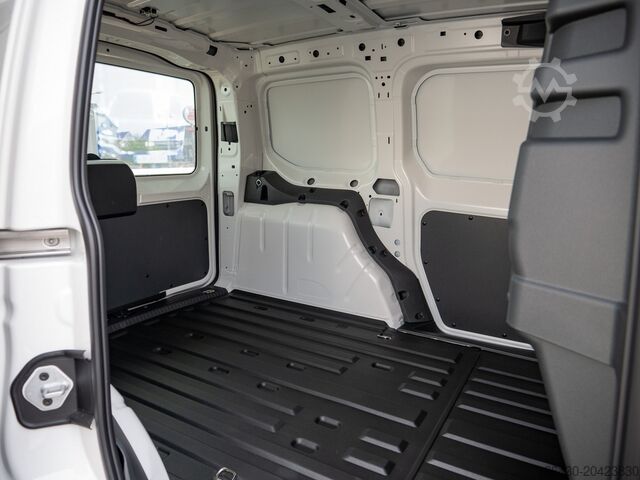 Minibus VW Caddy Cargo AHK SPURH. KLIMA BT PDC