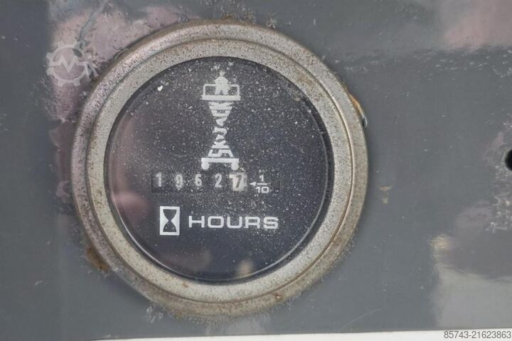 Scherenhebebühne SkyJack SJ6832RT Diesel, 4x4 Drive, 11.6m Working Height,