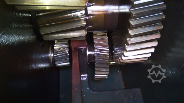 Industrial Gear Units Spur Gear Units Flender Redurex SFO 500  Aufsteckgetriebe