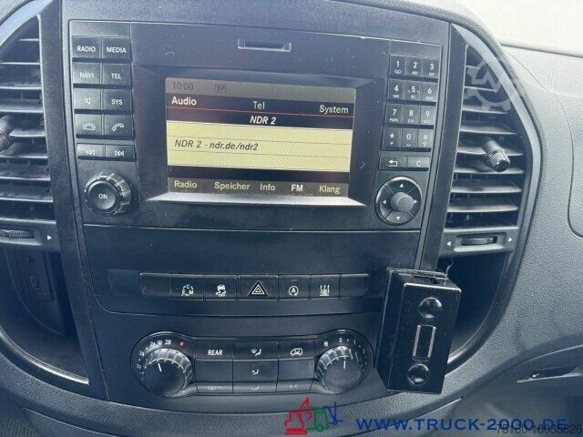 Fire truck Mercedes-Benz Vito 119 CDI 4x4 Notarzt Rettung Ambulance Klima
