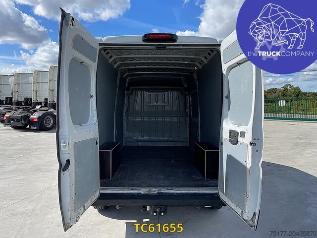 Kastenwagen Peugeot Boxer 435 L3 H2 2.2 Blue HDI