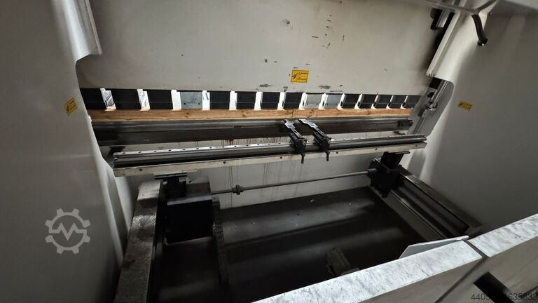 Abkantpresse DURMA AD-S 30175