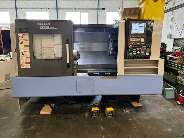 CNC lathe DOOSAN Lynx 300M