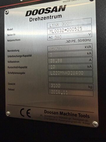 CNC lathe DOOSAN Lynx 300M