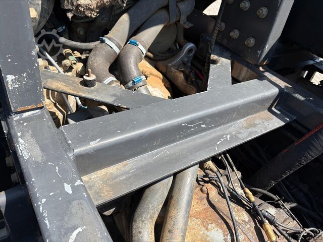Standard tractor Volvo FM 12.480 + 6X4 + manual + spring + retarder