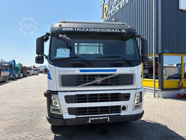 Standard tractor Volvo FM 12.480 + 6X4 + manual + spring + retarder