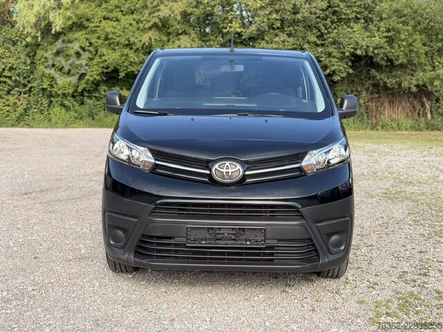 Minibus Toyota Proace (Verso) 106kW L2 9-Sitzer Tempoma