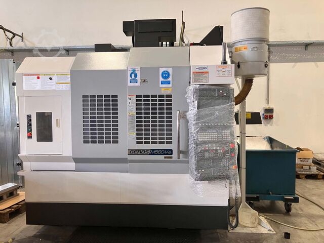Vertical machining center Okuma GENOS M560-V-e